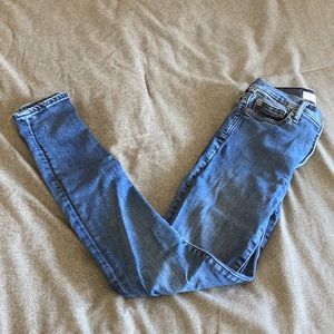 Women’s Gap True Skinny Jeans